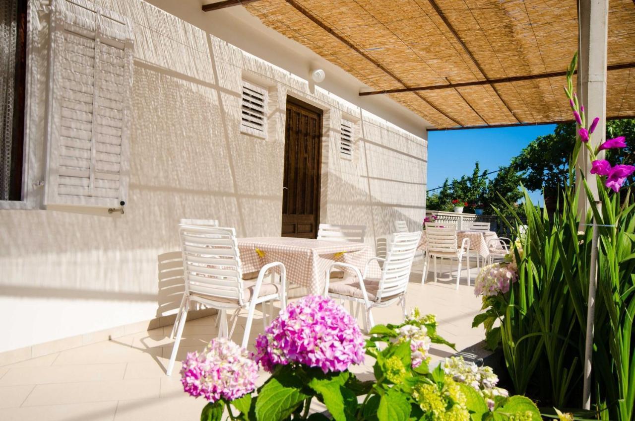Rose Guest house 2*