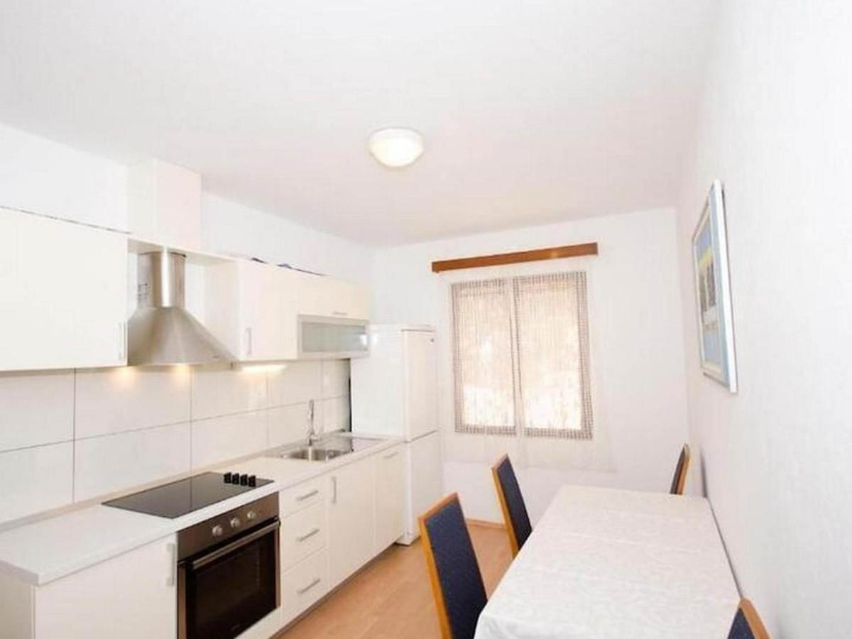 Guest house Rose Molunat
