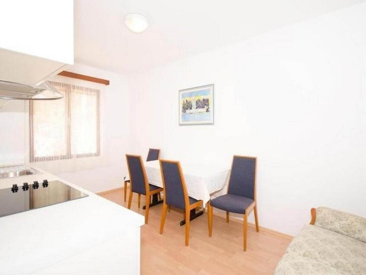 Guest house Rose 2*